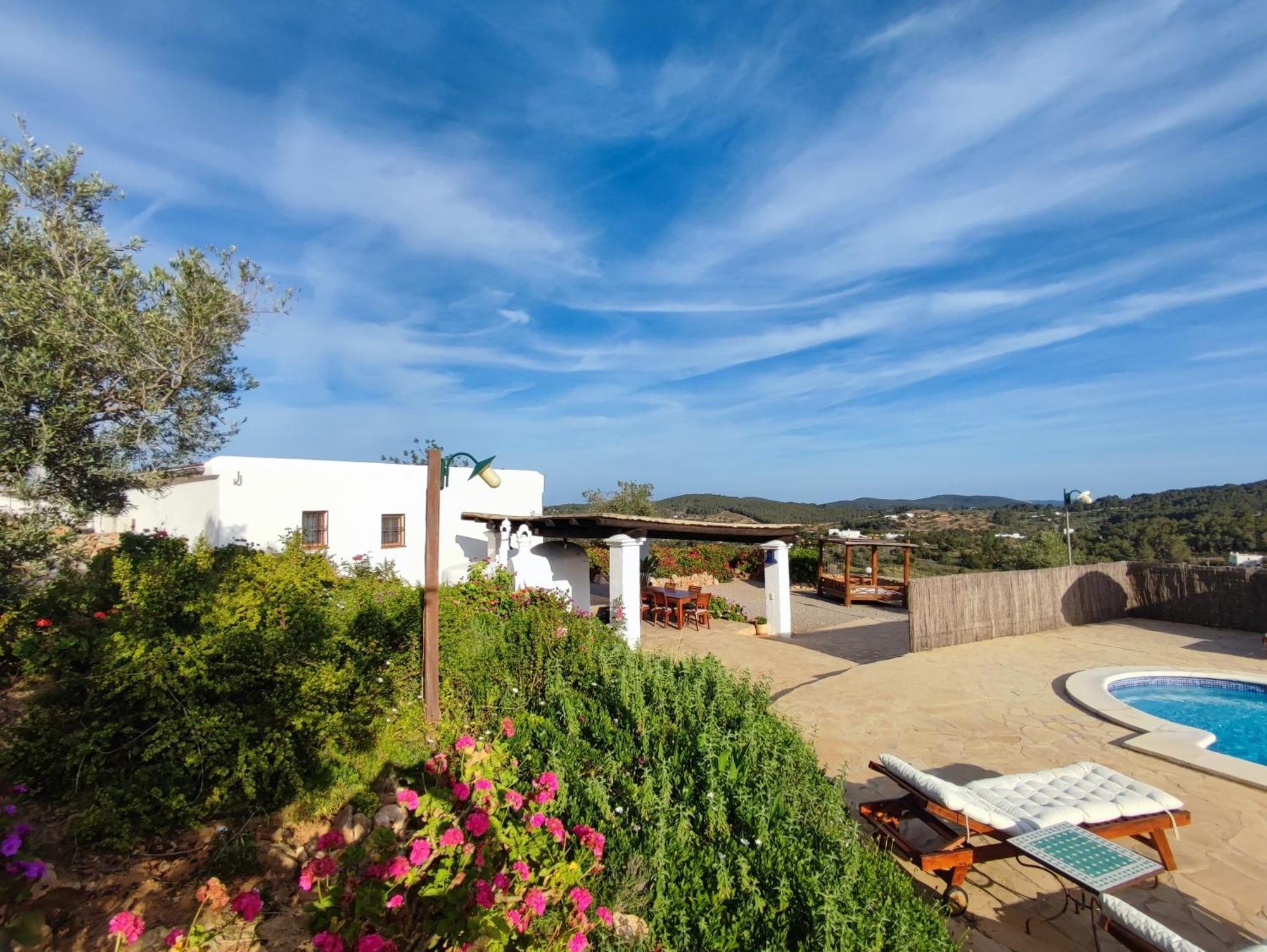 Casa Can Lluc Con Piscina, Jardin Y Vista Al Campo Sant Miquel De Balansat Exterior photo